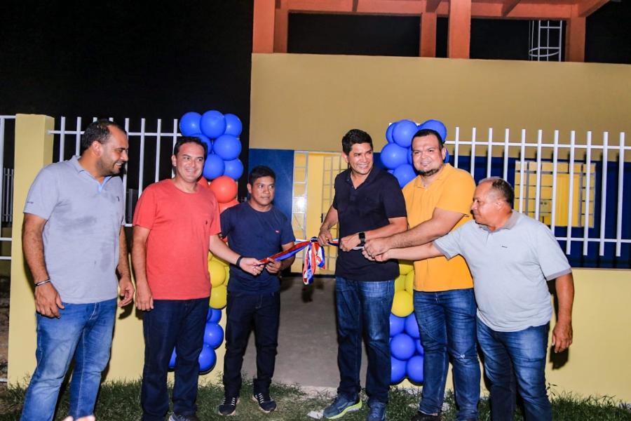 Bi Garcia inaugura abastecimento de água e campo iluminado na Boa Esperança do Zé Açu Bi Garcia inaugura abastecimento de água e campo iluminado na Boa Esperança do Zé Açu