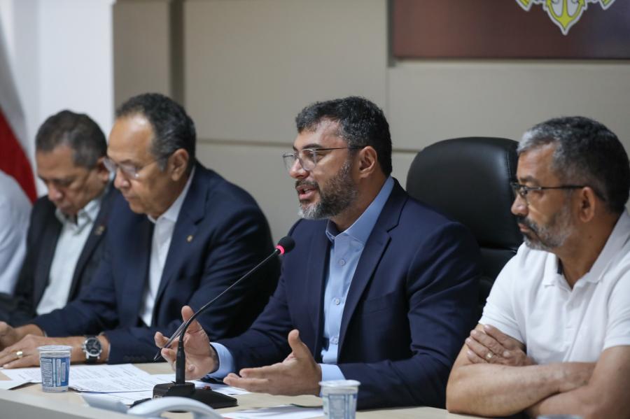 AMAZONAS MEU LAR: Wilson Lima assina contrato para construção de residencial em Iranduba AMAZONAS MEU LAR: Wilson Lima assina contrato para construção de residencial em Iranduba