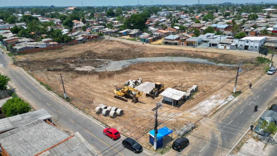 Prefeitura de Parintins começa construção de escola no bairro da União Prefeitura de Parintins começa construção de escola no bairro da União