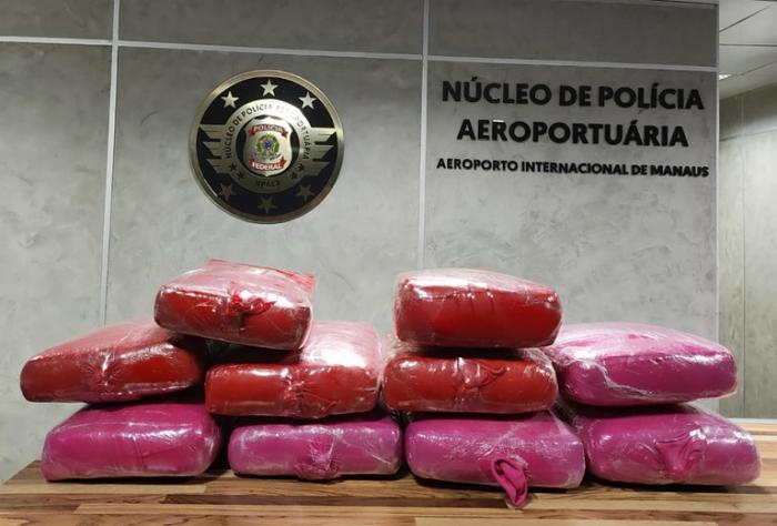 PF prende duas pessoas por tráfico de drogas no aeroporto de Manaus