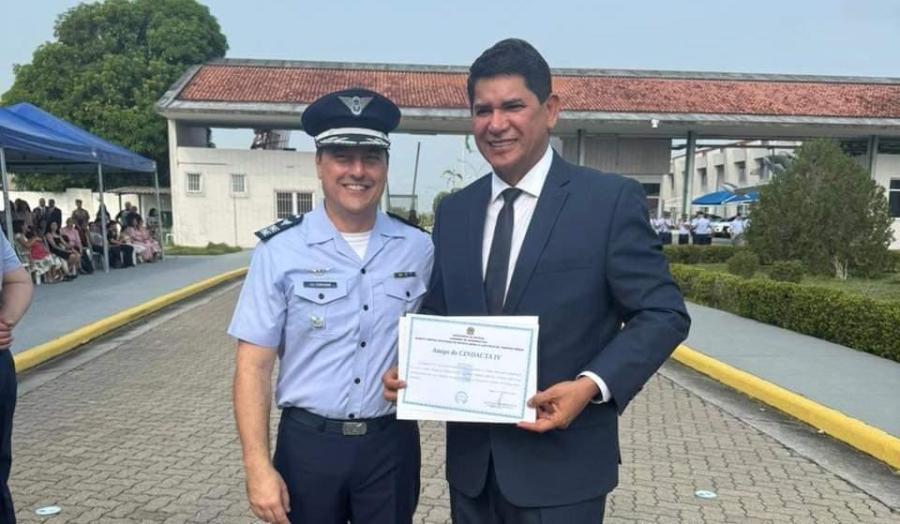 Bi Garcia recebe homenagem do Cindacta IV e será condecorado com Medalha Ruy Araújo