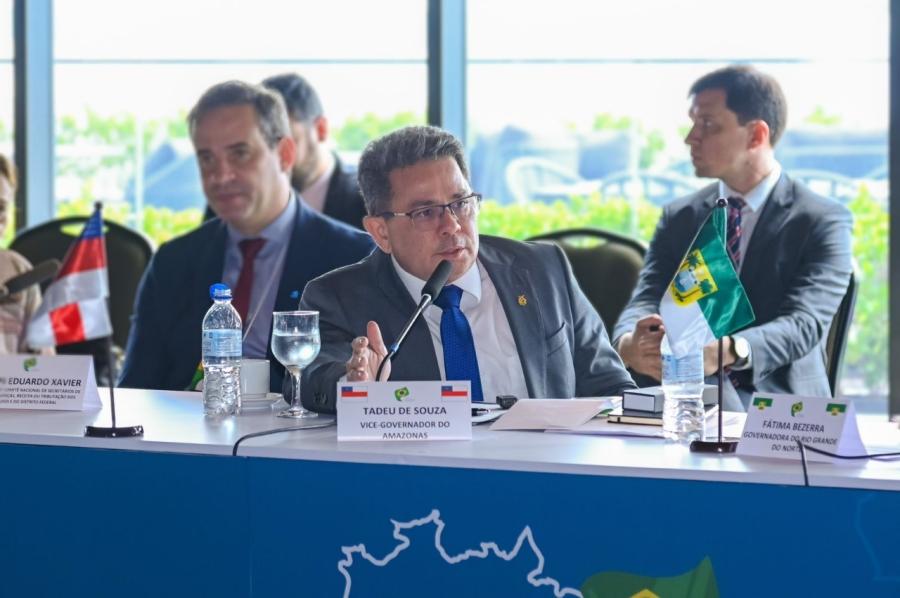 Amazonas reforça defesa da ZFM na reforma tributária durante o Fórum dos Governadores