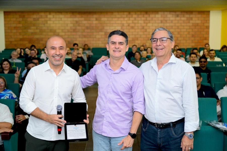 David Almeida confirma Clécio Freire como secretário de Finanças em workshop da Receita
