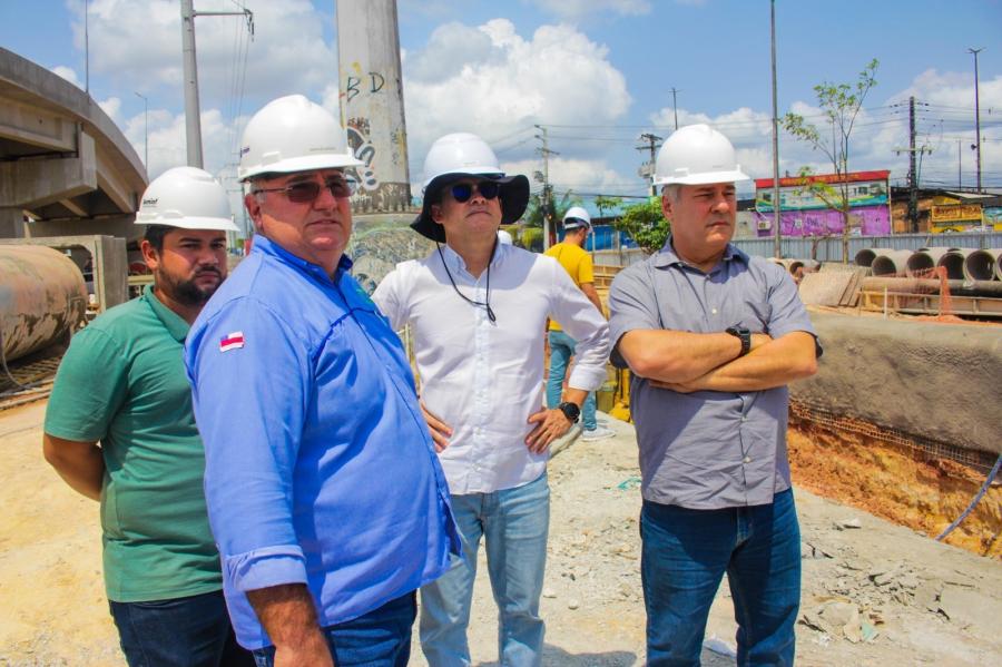 David Almeida realiza visita técnica à obra do complexo viário Rei Pelé