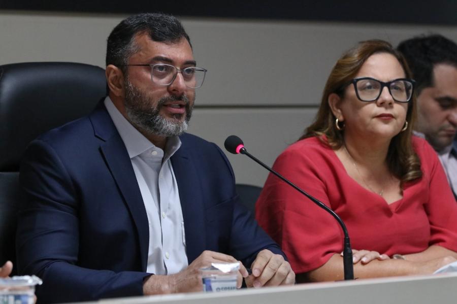 Wilson Lima anuncia abono do Fundeb de até R$ 13,5 mil para servidores da Educação