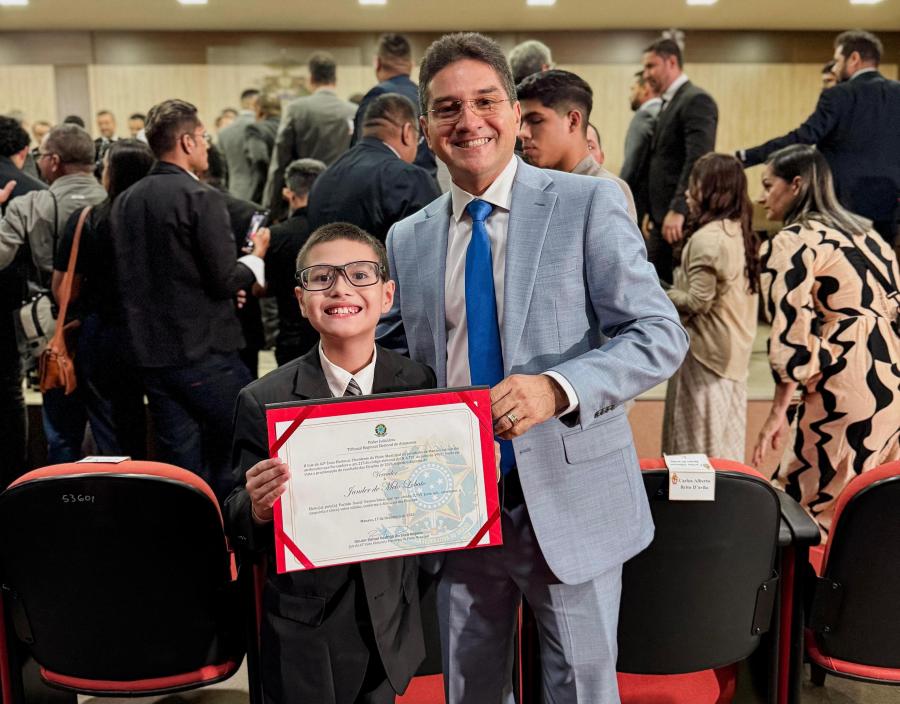REELEITO: Vereador Jander Lobato é diplomado em Manaus