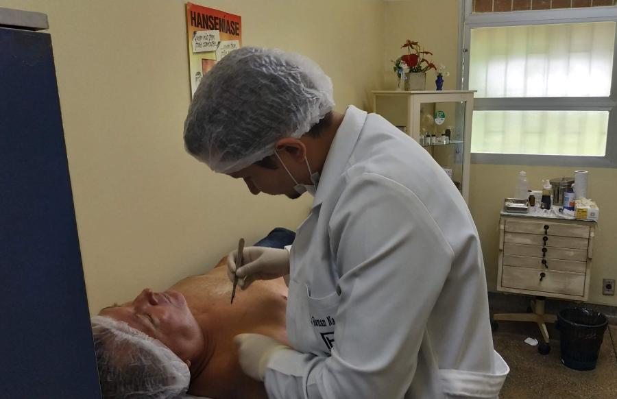 Jornada de cirurgia dermatológica em Parintins reforça prevenção ao câncer de pele Jornada de cirurgia dermatológica em Parintins reforça prevenção ao câncer de pele