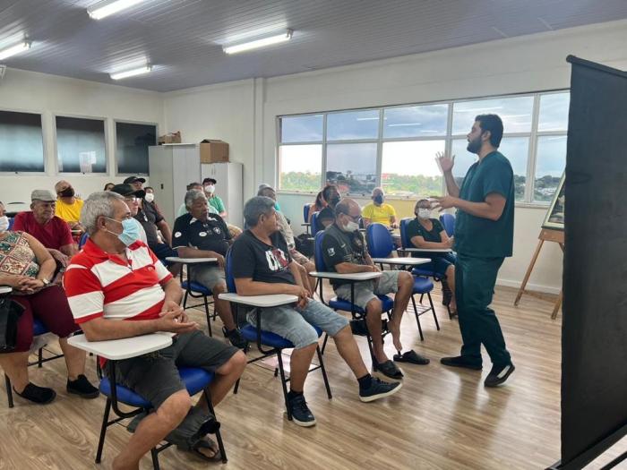 Governo do Amazonas oferece tratamento pioneiro para dores crônicas em idosos
