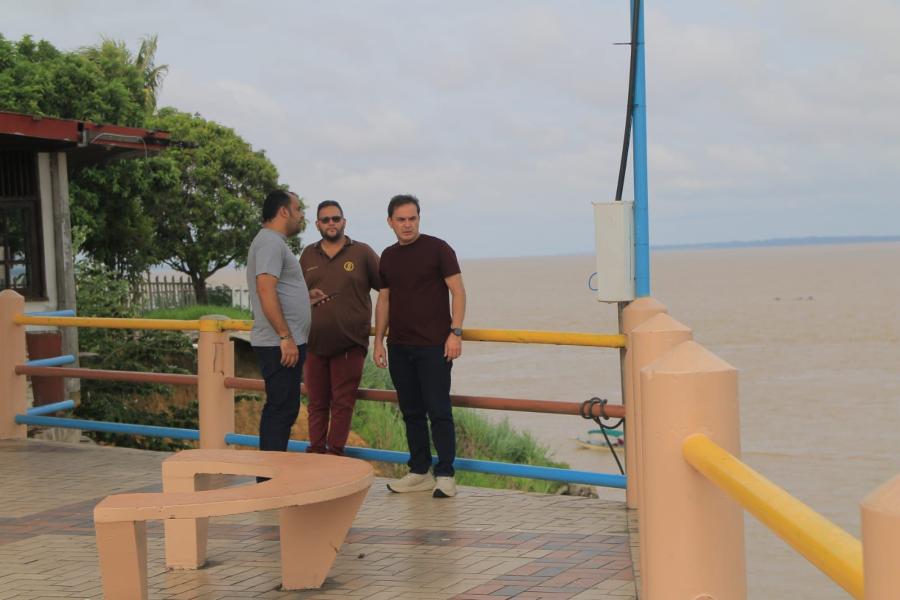 Mateus Assayag inicia preparativos para obras na orla da Praça do Cristo Redentor