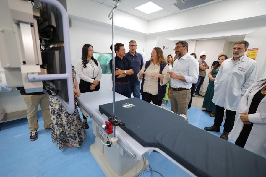 Wilson Lima entrega equipamentos avançados para cardiologia no Hospital Francisca Mendes