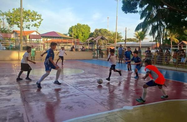 Valorização do esporte de base marca a abertura da 2ª Copa de Férias Cidade da Criança Pichita Cohen em Parintins