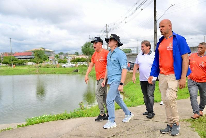 David Almeida inspeciona obras nos igarapés para prevenir alagamentos no inverno amazônico