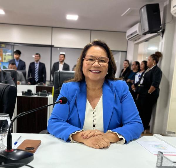 Márcia Baranda assume Procuradoria da Mulher e Comissões importantes na Câmara de Parintins