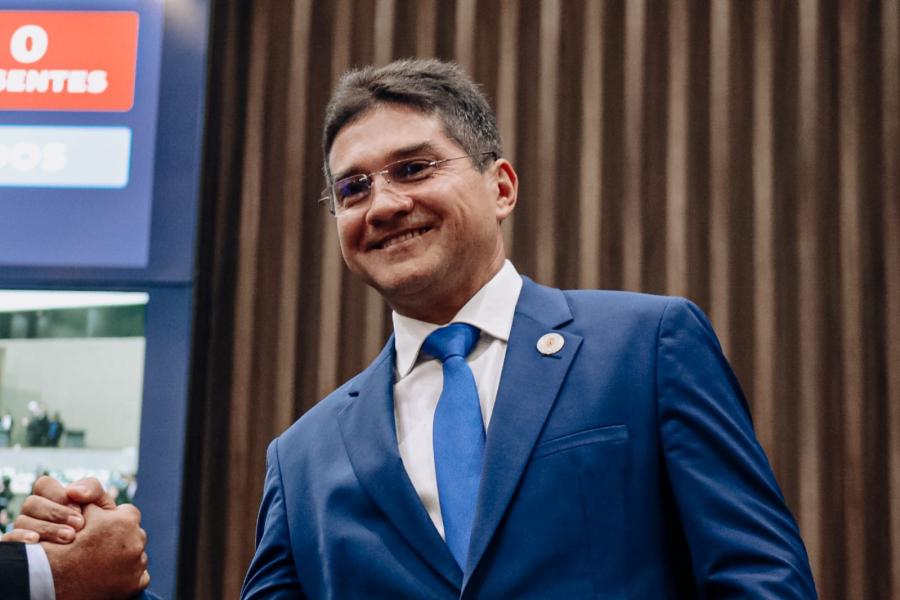 Manaus sanciona lei de Jander Lobato para rastreamento precoce de TDAH em crianças