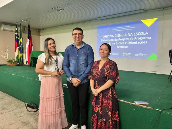Coordenadoria Regional de Educação realiza oficina sobre elaboração de projetos PCE para professores