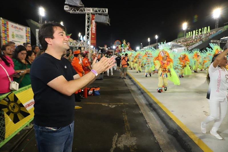 Prefeitura de Manaus fortalece desfiles das escolas de samba e movimenta economia local