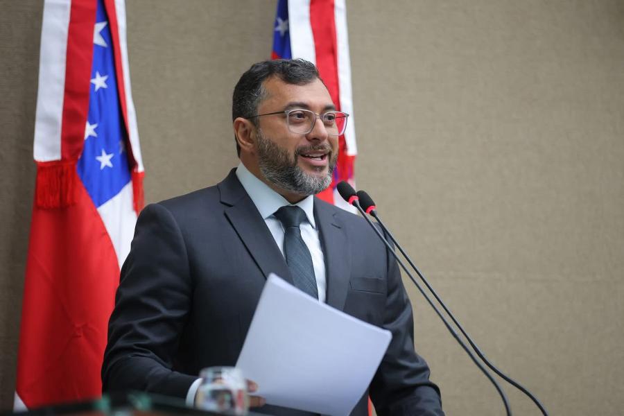 Wilson Lima anuncia pagamento de progressões para educadores com retroativo a fevereiro