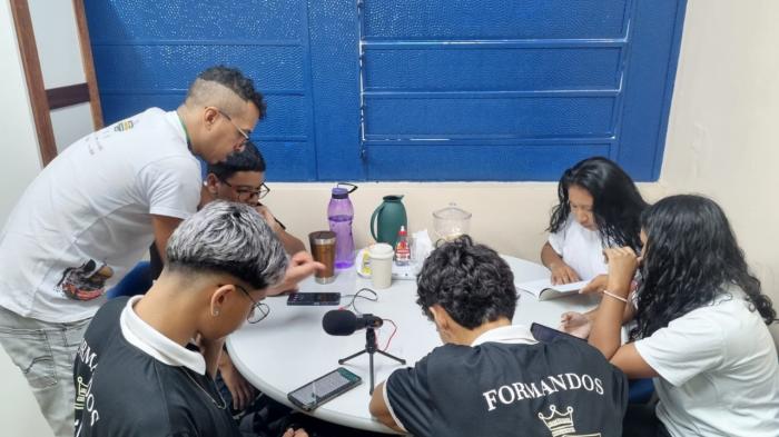 Educadores do projeto ‘Mestre Qualificado’ avançam para a fase final do mestrado na UEA Educadores do projeto ‘Mestre Qualificado’ avançam para a fase final do mestrado na UEA