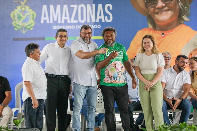 Wilson Lima fortalece o setor primário do Amazonas com entrega de insumos e equipamentos agrícolas Wilson Lima fortalece o setor primário do Amazonas com entrega de insumos e equipamentos agrícolas