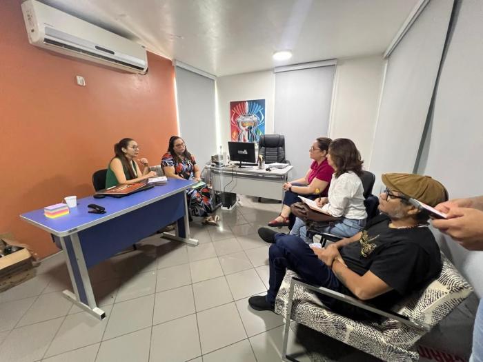 Prefeitura de Parintins e Sebrae fortalecem artesanato local em reunião com lojistas nacionais Prefeitura de Parintins e Sebrae fortalecem artesanato local em reunião com lojistas nacionais