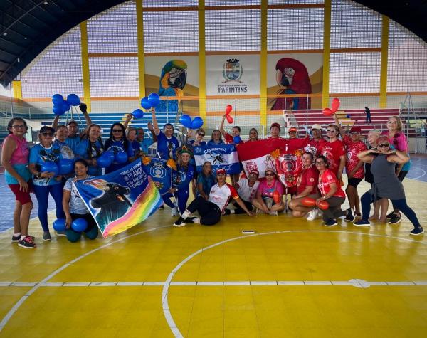Prefeitura de Parintins promove Desafio das Cores para idosos no ritmo do boi-bumbá