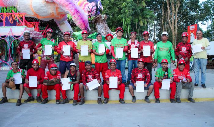 Garantido paga artistas e Kaçauerés e reforça apoio ao Festival de Parintins Garantido paga artistas e Kaçauerés e reforça apoio ao Festival de Parintins