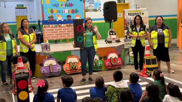 Prefeitura de Manaus realiza projeto ‘Oca vai à escola’ com alunos da zona Sul