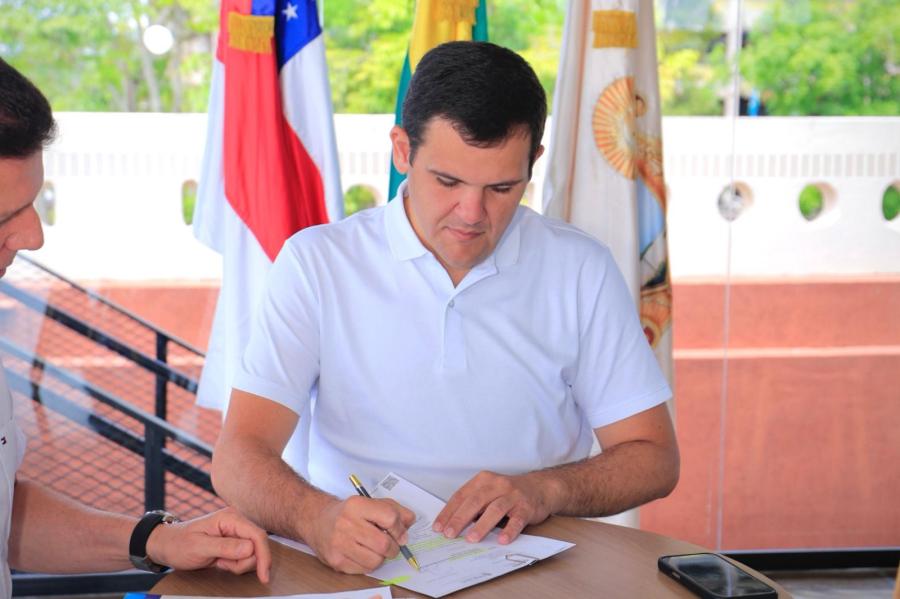 Prefeitura de Manaus antecipa 13º salário e paga primeira parcela nesta sexta (18)