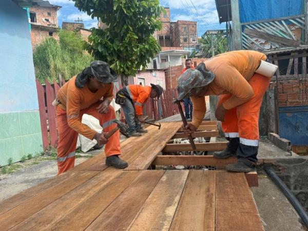 MANAUS: Ponte entregue pela Prefeitura transforma acesso na Baixada da Alegria