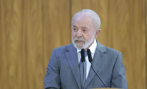 Lula veta projeto que ampliaria número de deputados na Câmara
