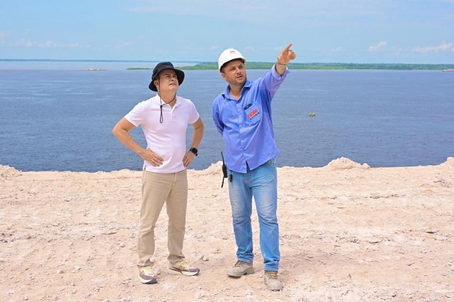 David Almeida vistoria obras do Parque Encontro das Águas
