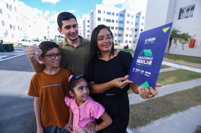 Programa Entrada do Meu Lar facilita compra de imóveis para 1,4 mil famílias no Amazonas Programa Entrada do Meu Lar facilita compra de imóveis para 1,4 mil famílias no Amazonas