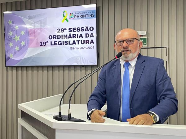 Cabo Linhares solicita troca de luminárias na Estrada Odovaldo Novo para ampliar segurança