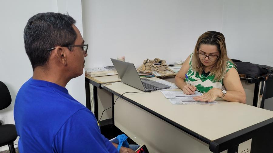 Estado presta atendimentos a famílias com imóveis cadastrados pelo Prosai Parintins
