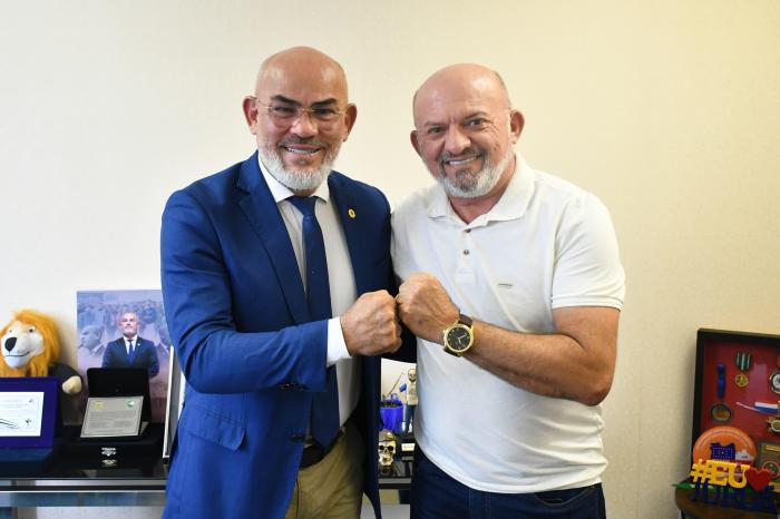 Cabo Linhares se reúne com deputado Cabo Maciel em agenda institucional em Manaus