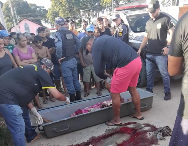 Homem é morto no meio da rua, em Parintins