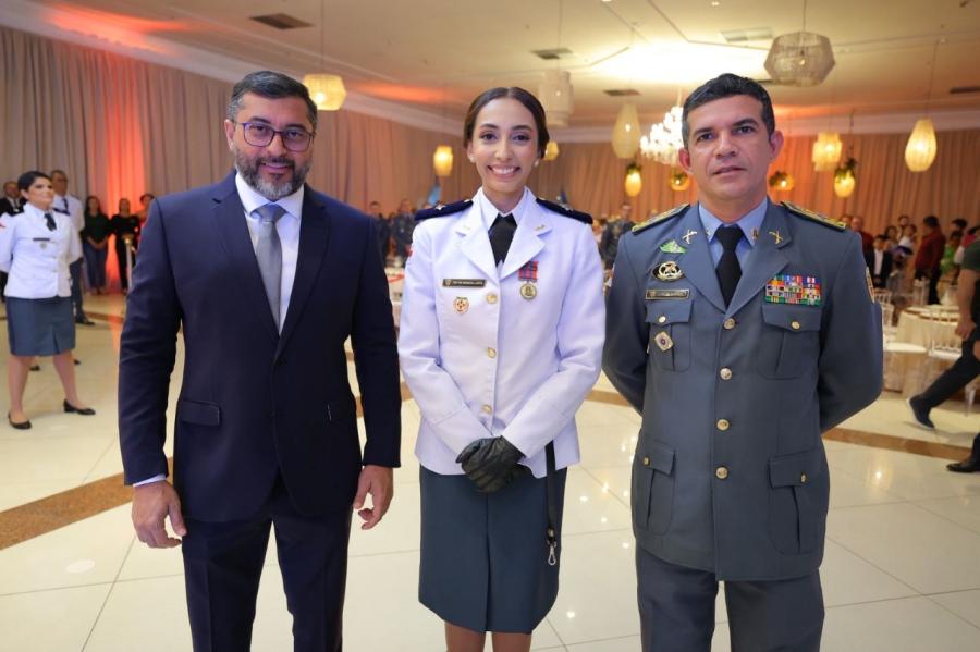 Wilson Lima ressalta papel de novos oficiais de saúde na Polícia Militar