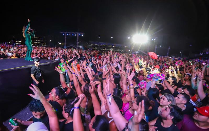 PASSO A PAÇO 2025: Ivete Sangalo faz show histórico em volta emocionante a Manaus