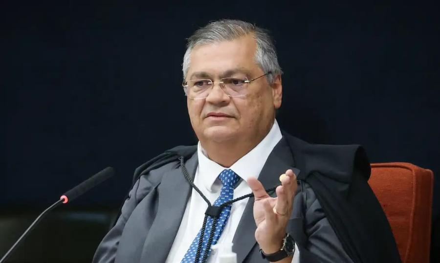 Dino vota pela condenação de Bolsonaro e mais sete; placar está 2 a 0 Dino vota pela condenação de Bolsonaro e mais sete; placar está 2 a 0