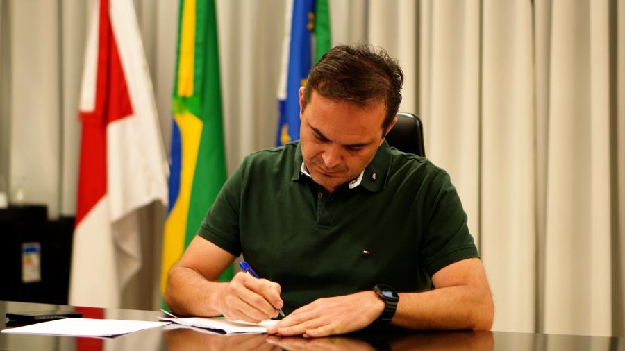 Mateus Assayag sanciona Lei de Recuperação Fiscal para pessoas físicas e jurídicas em Parintins