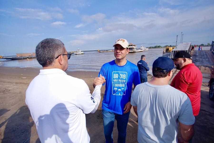 Saullo Vianna e Eduardo Braga anunciam liberação da ponte sobre o rio Curuçá para segunda-feira