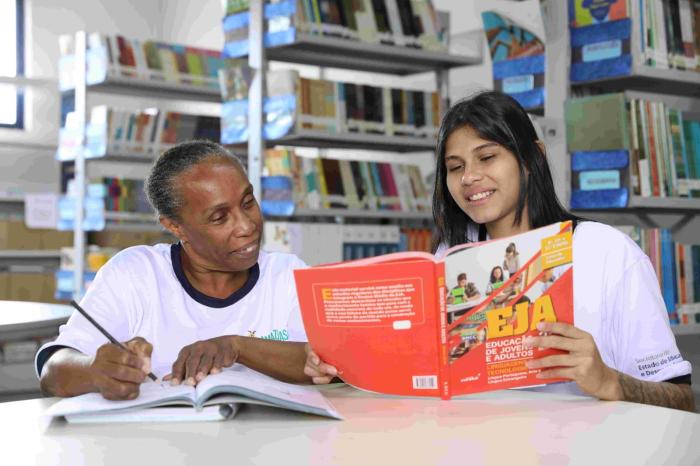 Estudantes da capital já podem se inscrever no Provão Eletrônico da EJA