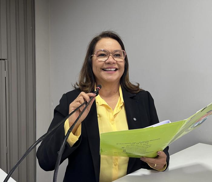 Márcia Baranda solicita implantação de usina de compostagem em Parintins