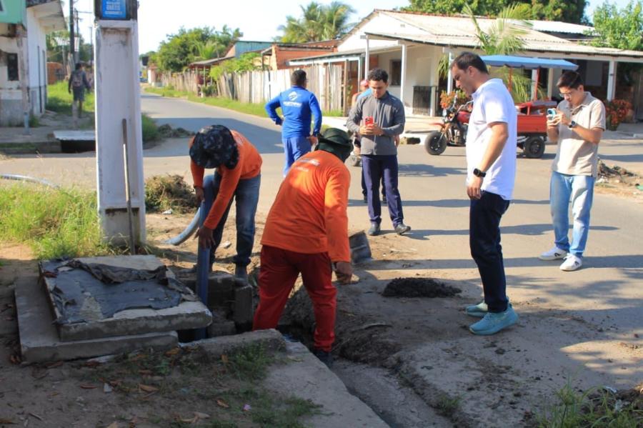 Mateus Assayag intensifica limpeza da rede de drenagem e reduz risco de alagamentos na cidade Mateus Assayag intensifica limpeza da rede de drenagem e reduz risco de alagamentos na cidade