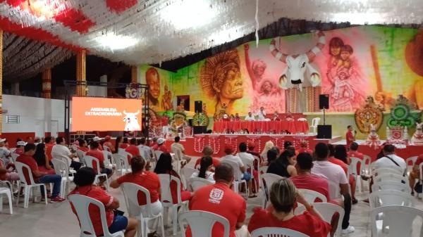 Garantido aprova impedimento de concorrer à presidência quem tem cargo público