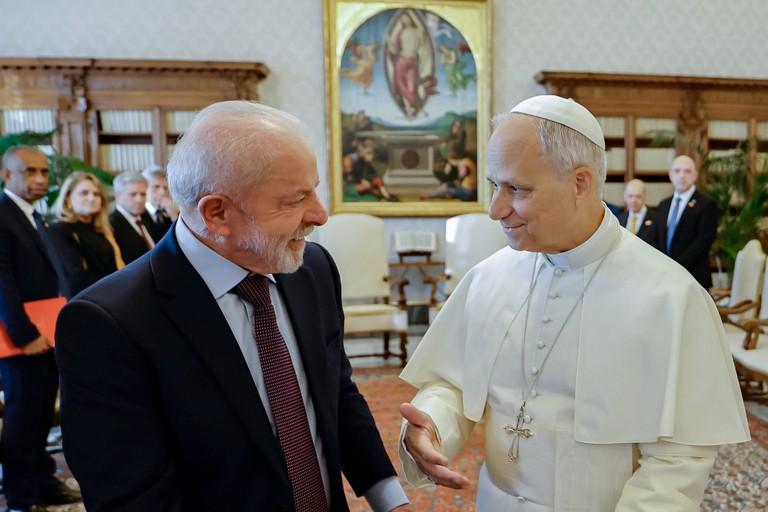 Lula tem primeiro encontro com o Papa Leão XIV, no Vaticano