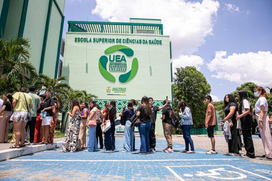 Expectativa e dedicação marcam aplicação das provas do Sistema Ingresso Seriado da UEA
