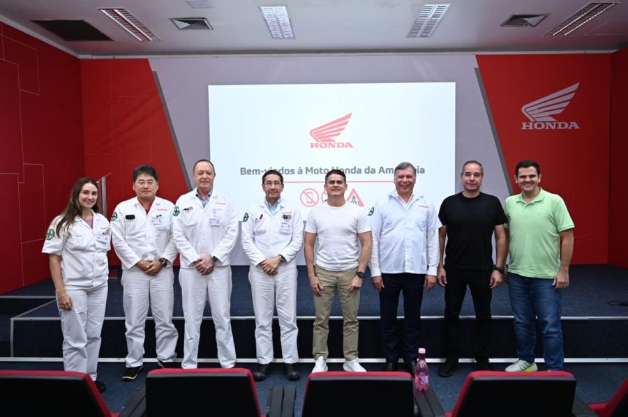 David Almeida visita fábrica da Moto Honda e reforça importância da indústria de duas rodas para Manaus