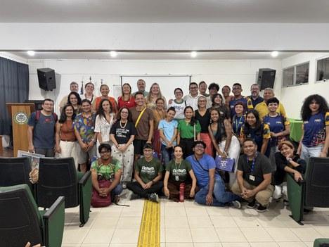 Rumo a COP-30, caravana científica e intercultural faz parada em Parintins