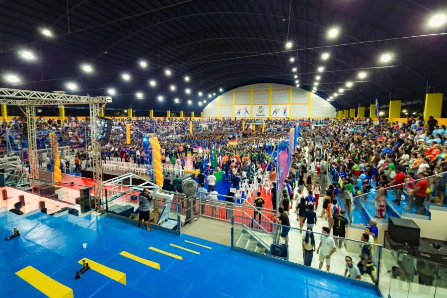 CELEBRAÇÃO: Parintins abre jogos escolares com mais de 2.600 competidores